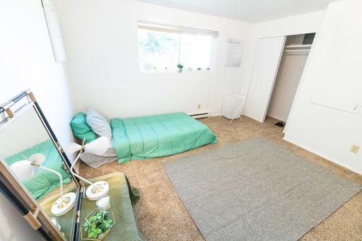 Your New Townhome Comes with 1st Month FREE @ 1st Ave Townhouses Kent – photo 1