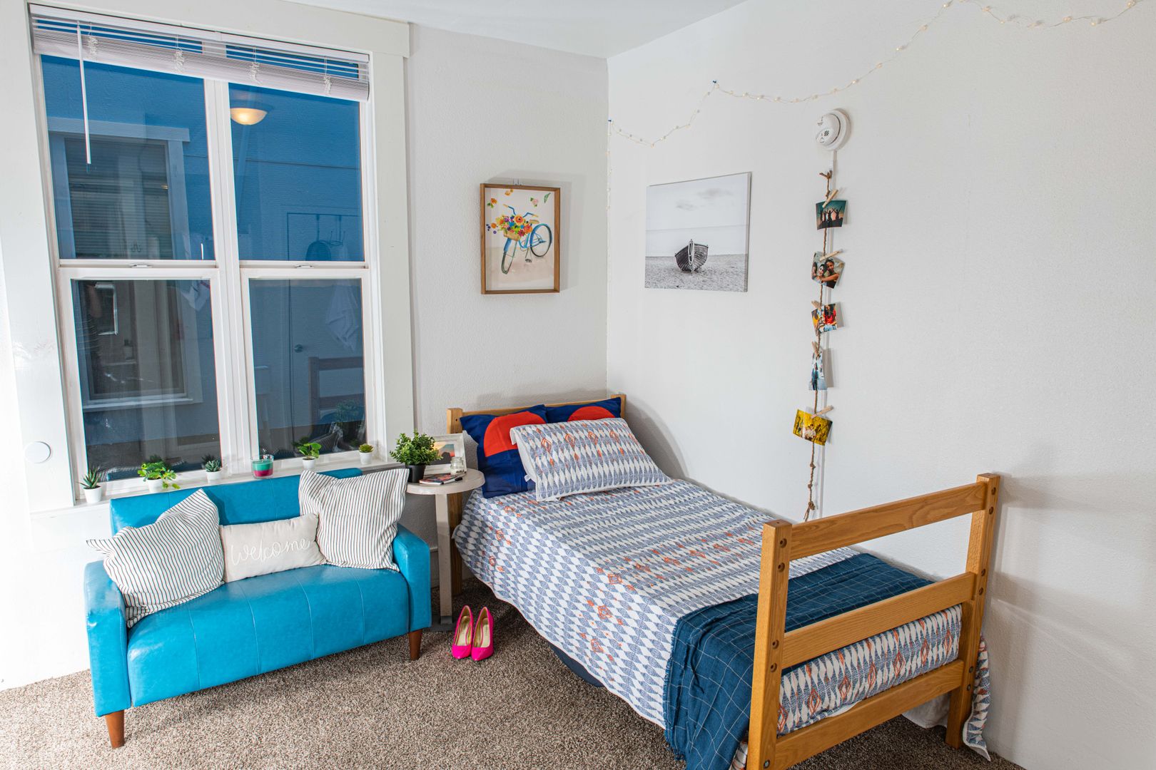 Tacoma Apartment: 2405 1/2 Pacific Ave