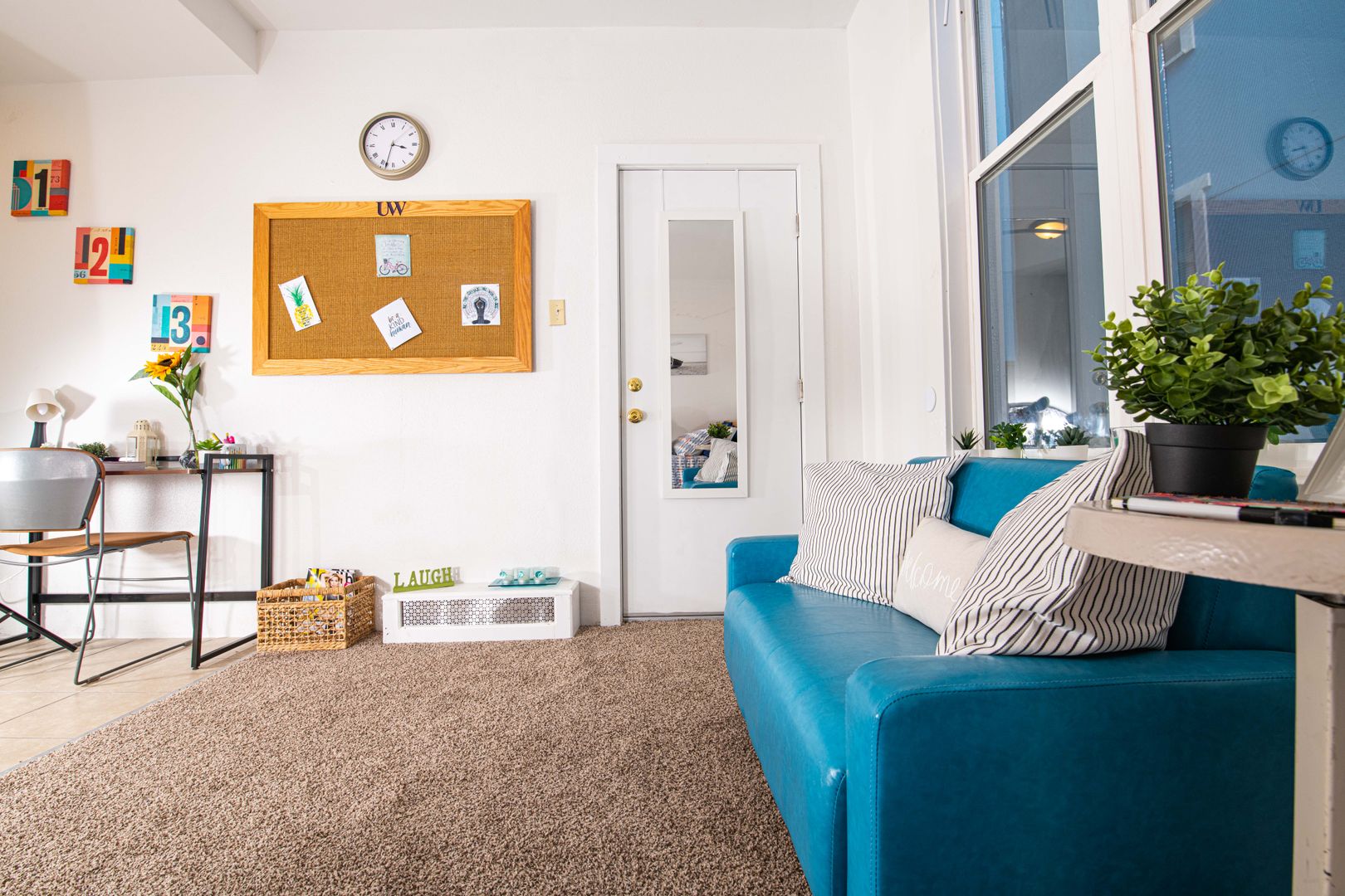 Tacoma Apartment: 2405 1/2 Pacific Ave