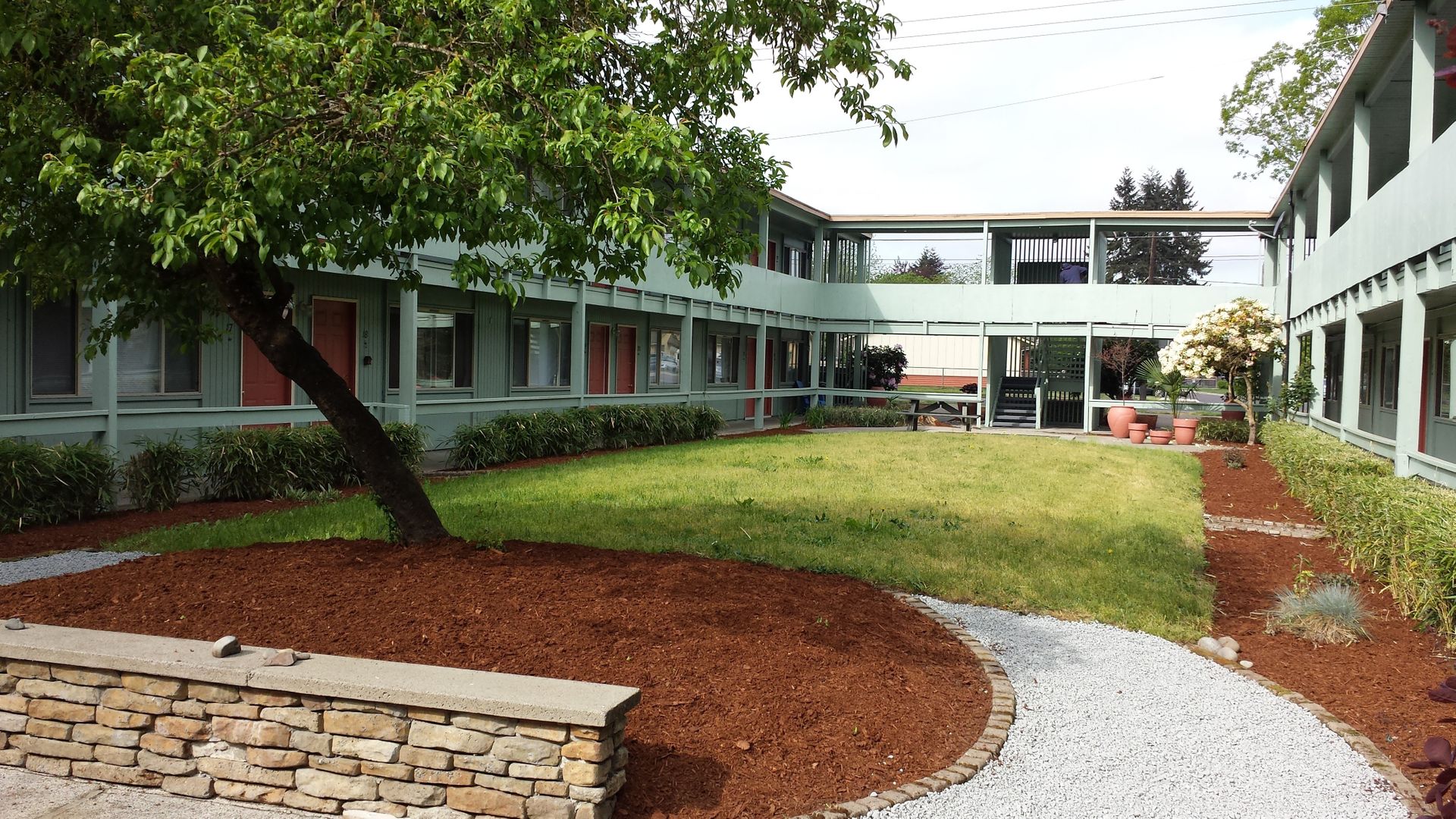 Auburn Apartment: 902 M Street SE