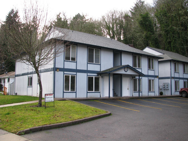 Salem Apartment: 835 Piedmont Ave. NW Apt. #7