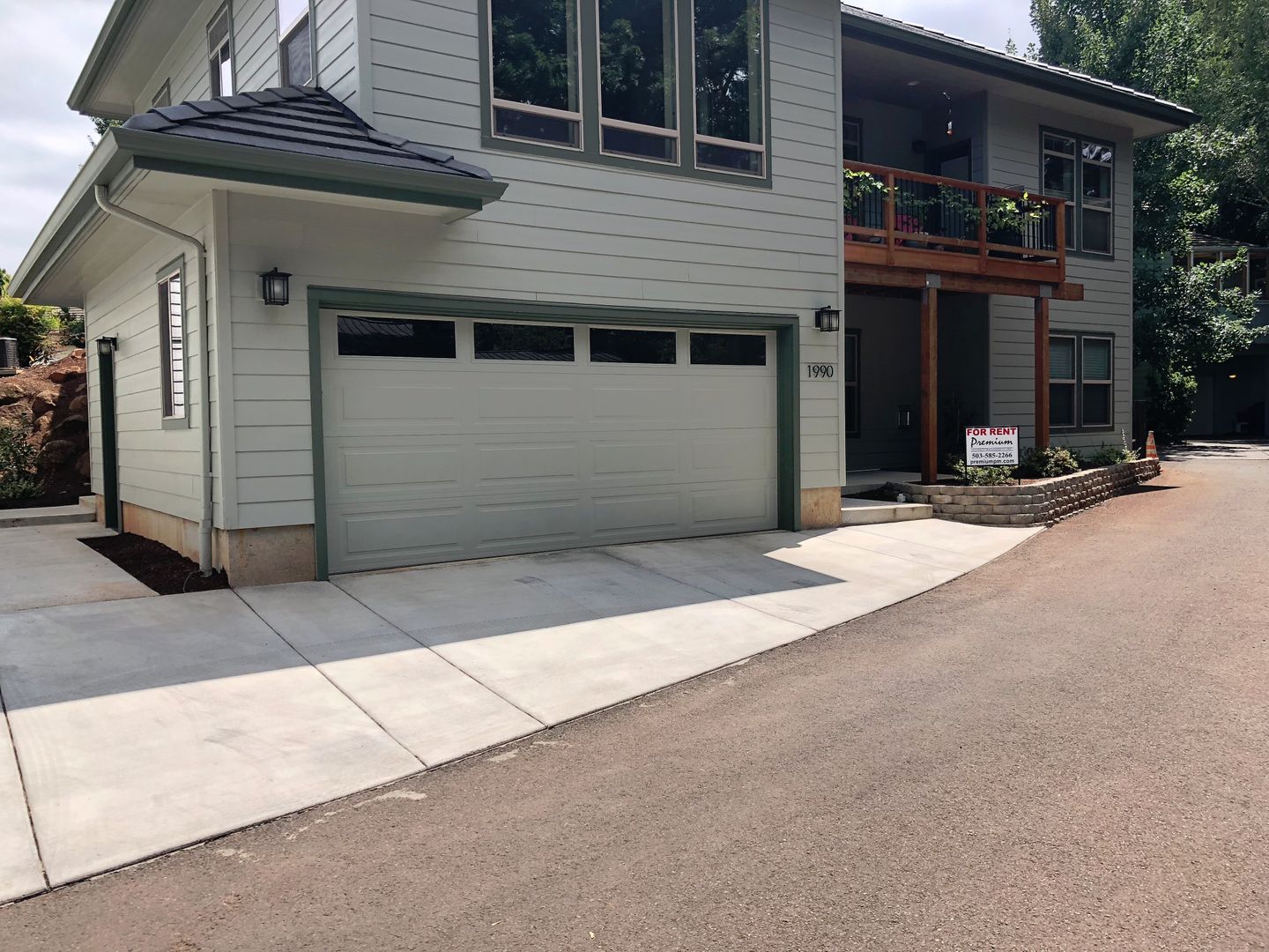 Salem Apartment: 1990 Spicetree Lane SE