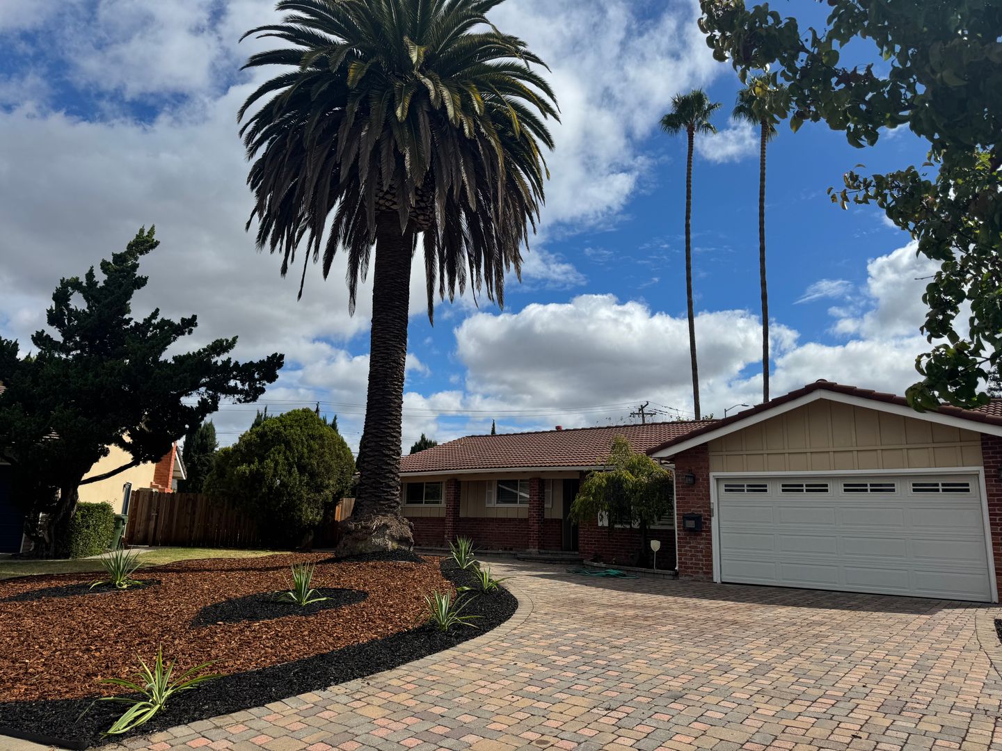 Walnut Creek House: 1525 Longford Court