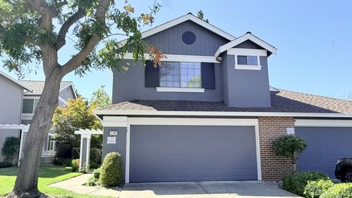 Spacious and Move-In Ready, 4BD/3BA, Duet Townhome in Meadow Creek, Danville- Available NOW!