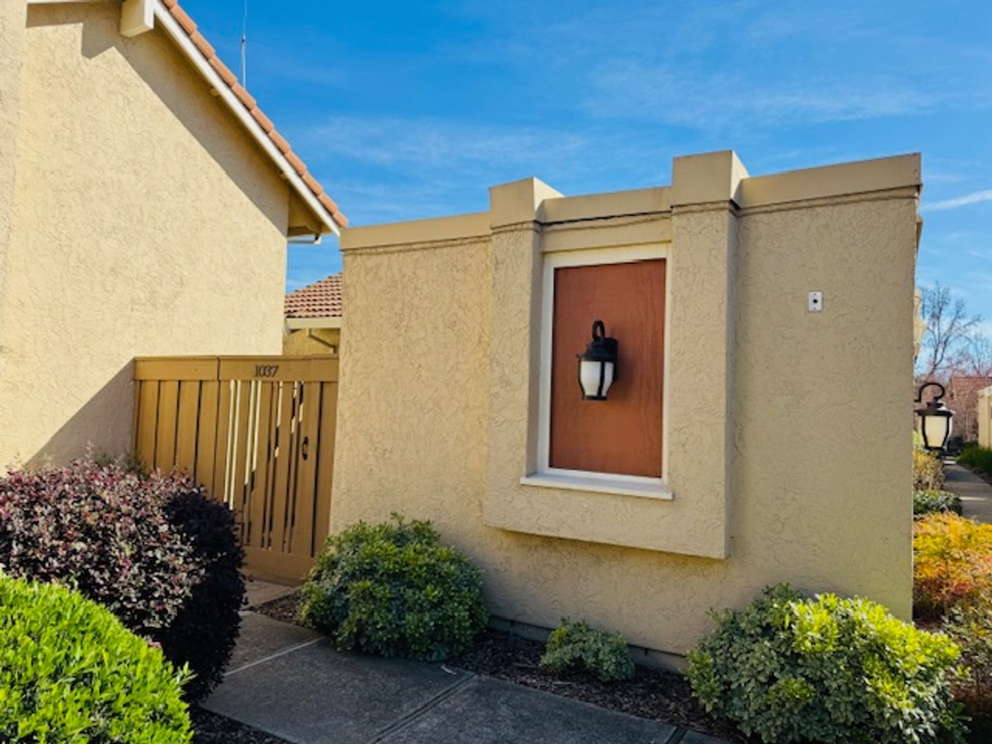 Walnut Creek Townhome: 1037 Northoak Drive