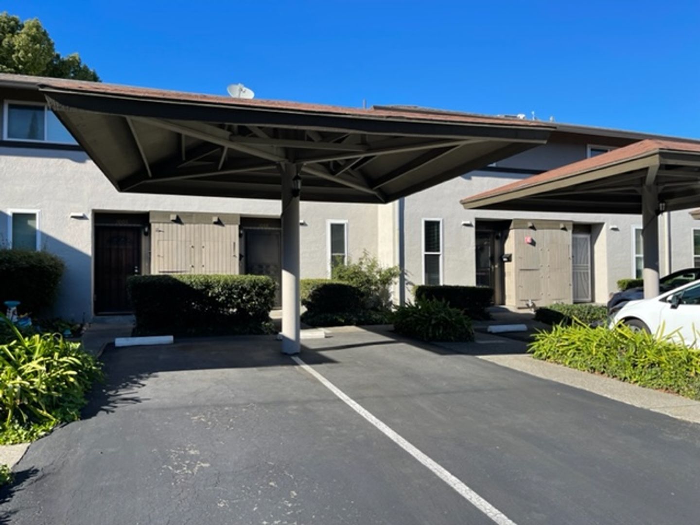 Walnut Creek Townhome: 1008 San Souci