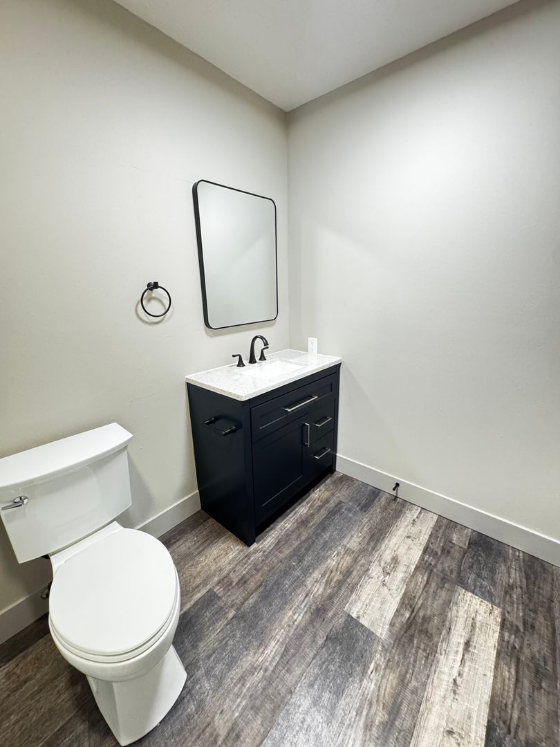 Rockford Apartment: 2208 8th Street