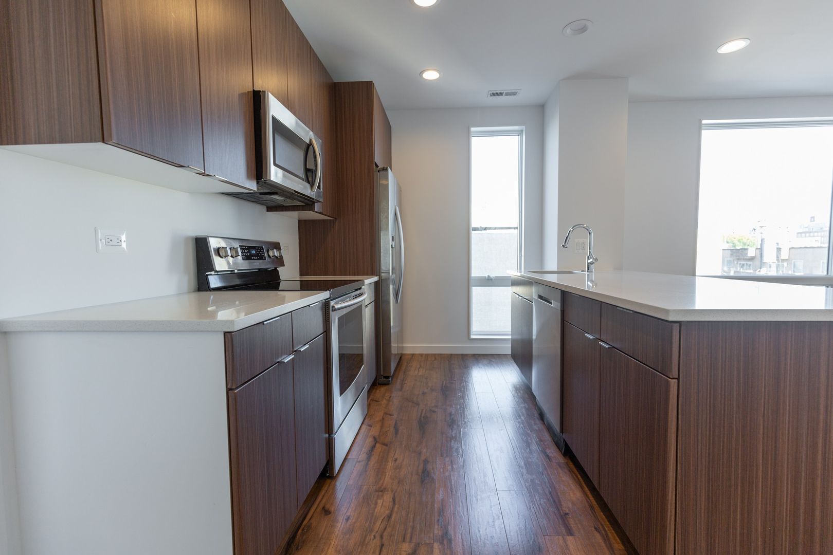 Philadelphia Apartment: 1221 South Broad Street