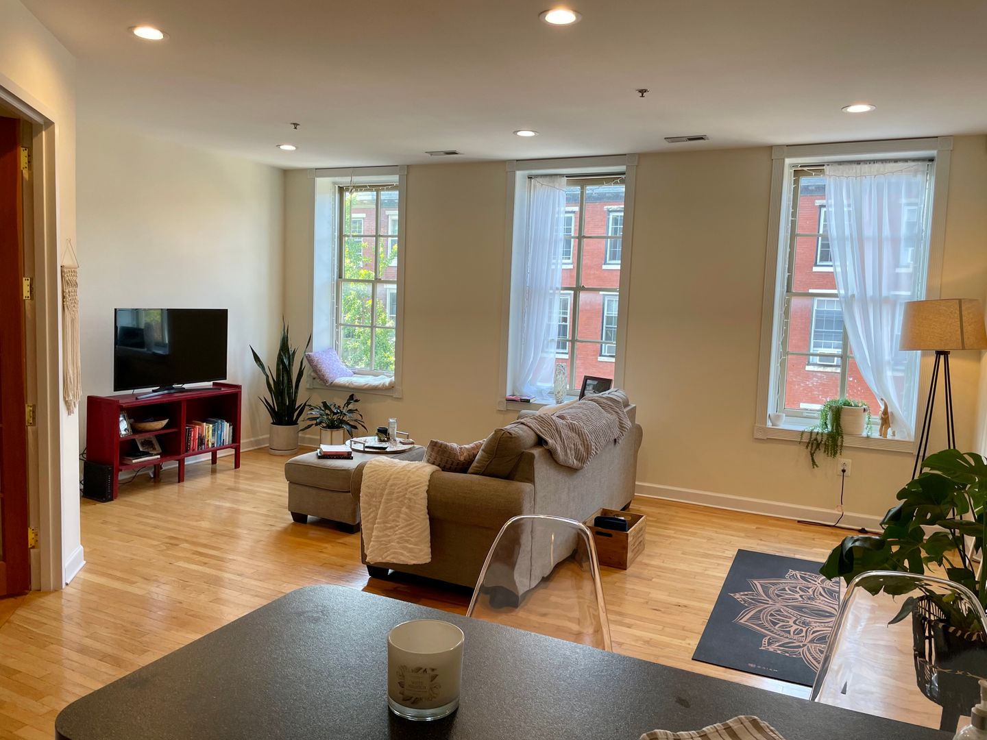 Philadelphia Apartment: 1829 Pine Street