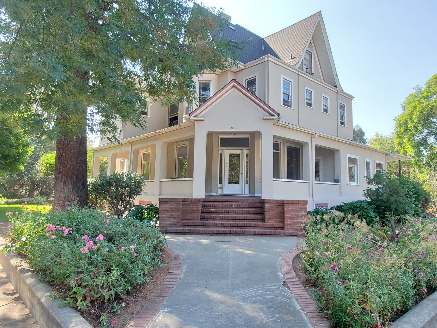 San Jose Apartment: 99 S 14th St