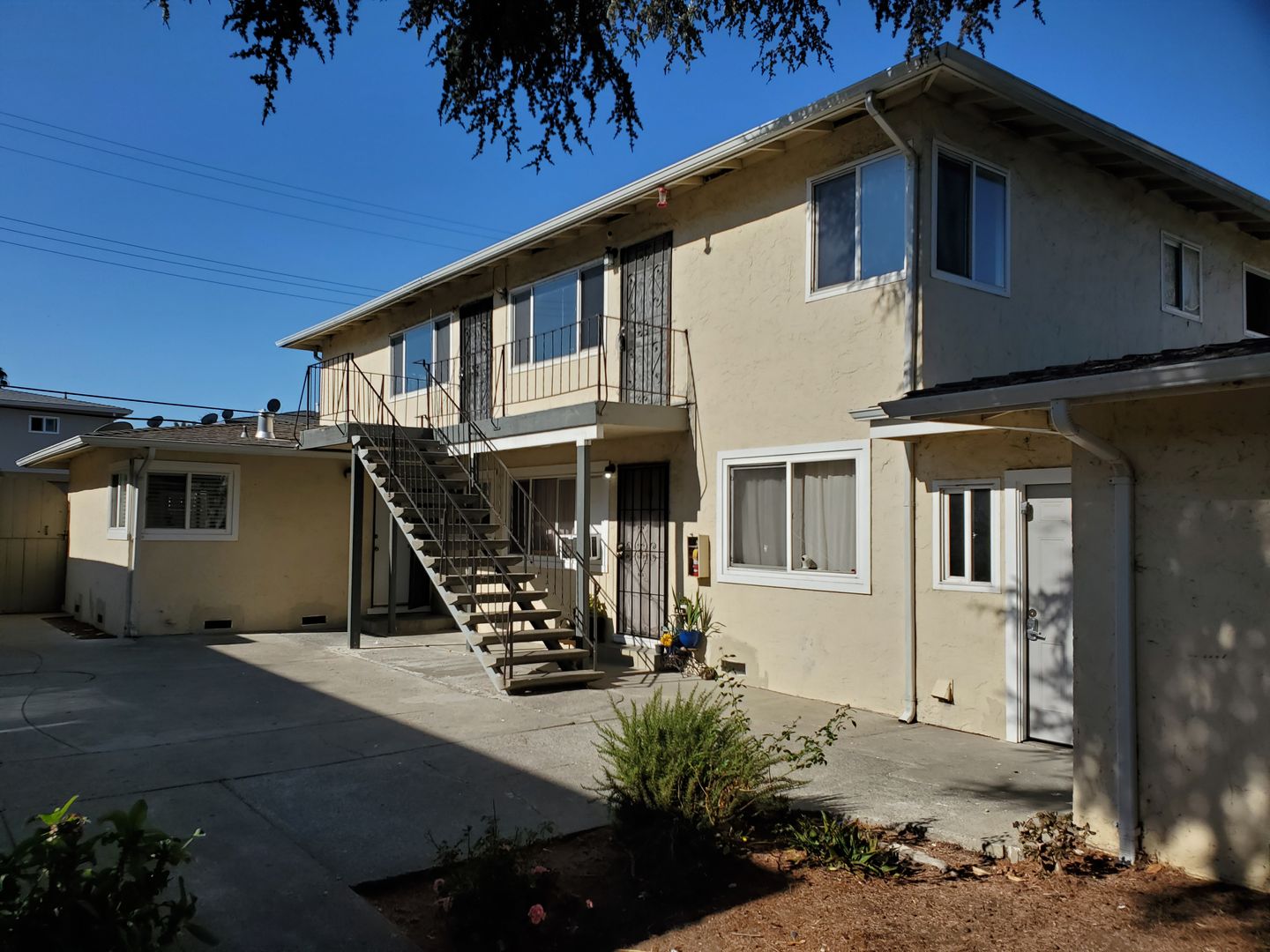 San Jose Apartment: 3220 Williamsburg Dr #4