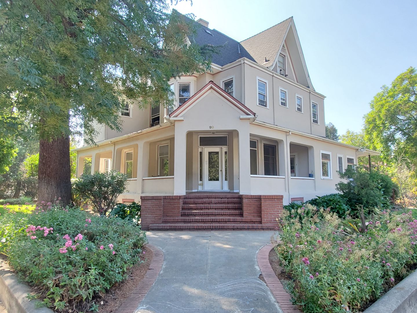 San Jose Apartment: 99 S 14th St