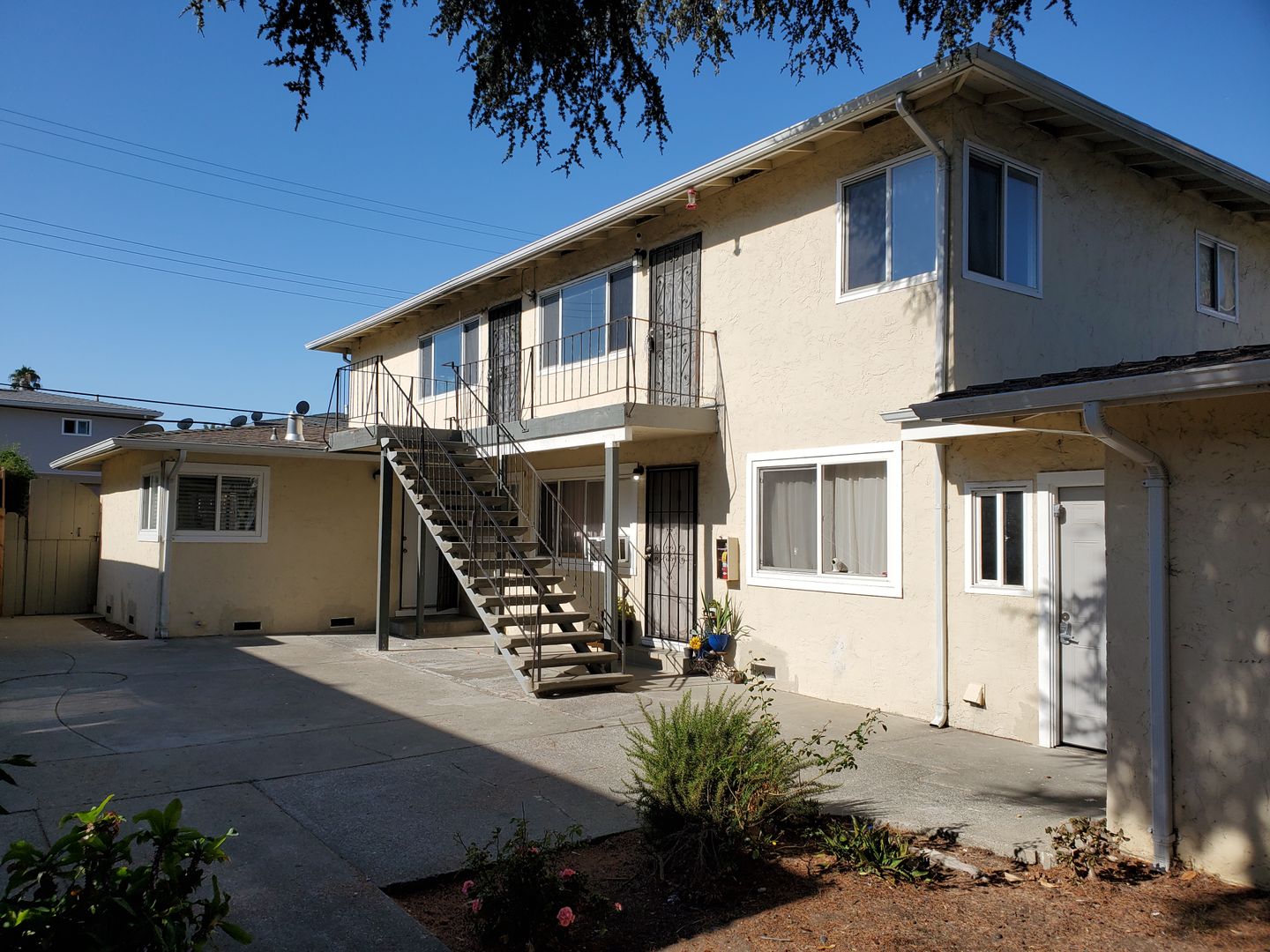 San Jose Apartment: 3220 Williamsburg Drive