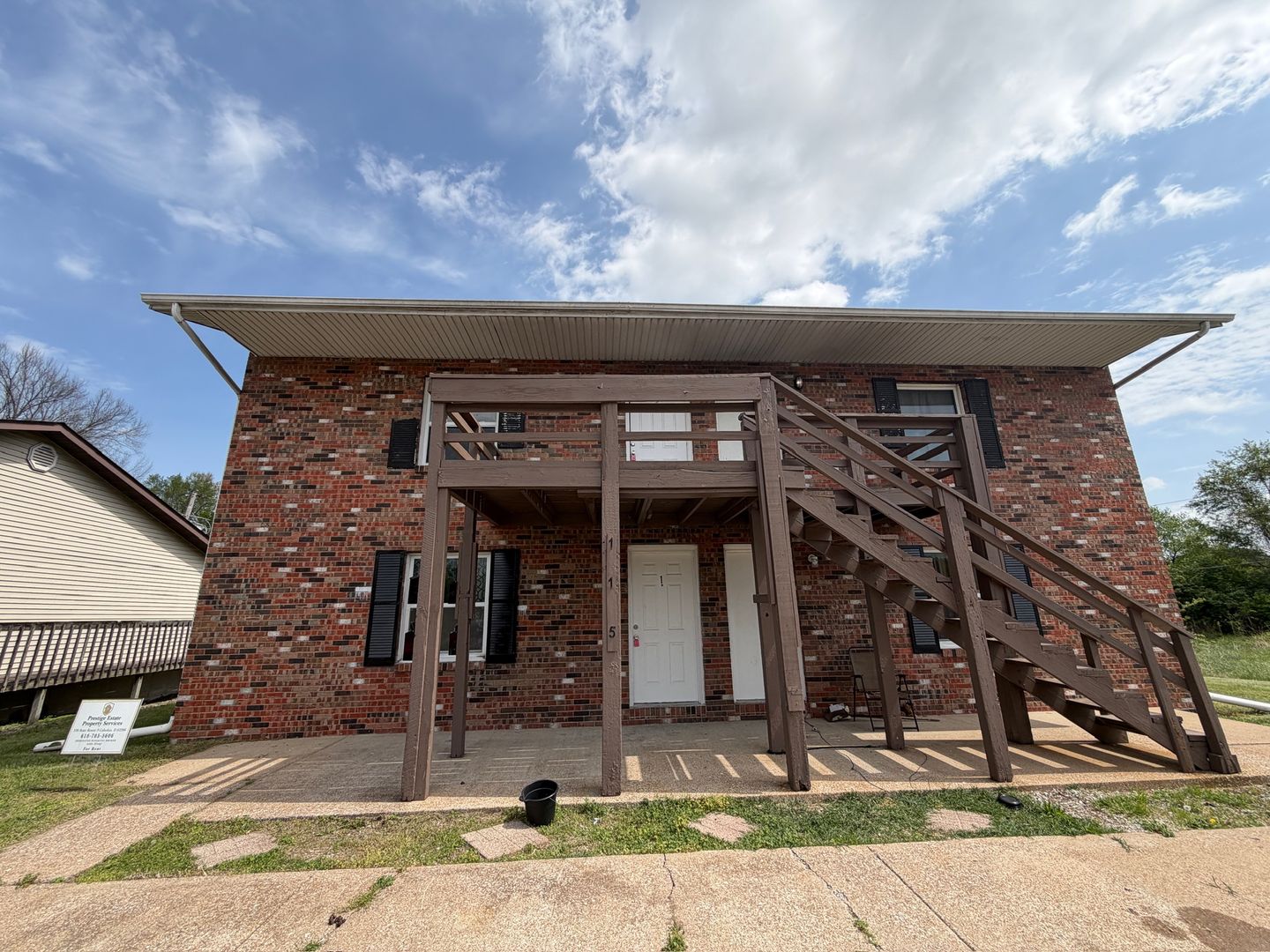 Cahokia Heights Apartment: 115 Jerome St