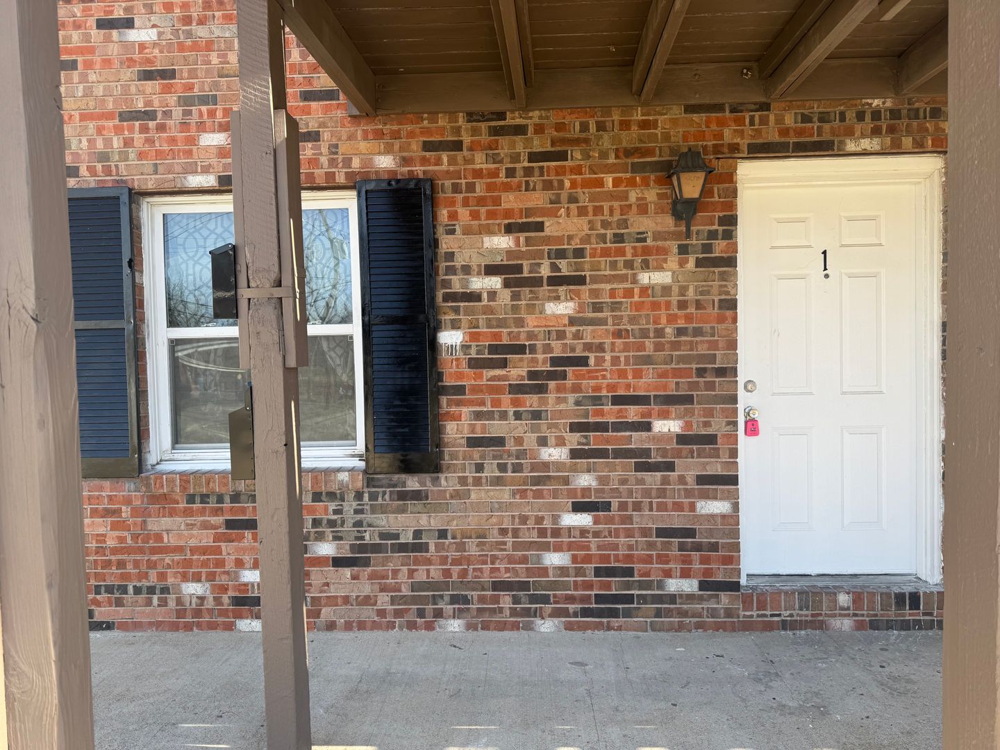 Cahokia Heights Apartment: 115 Jerome St