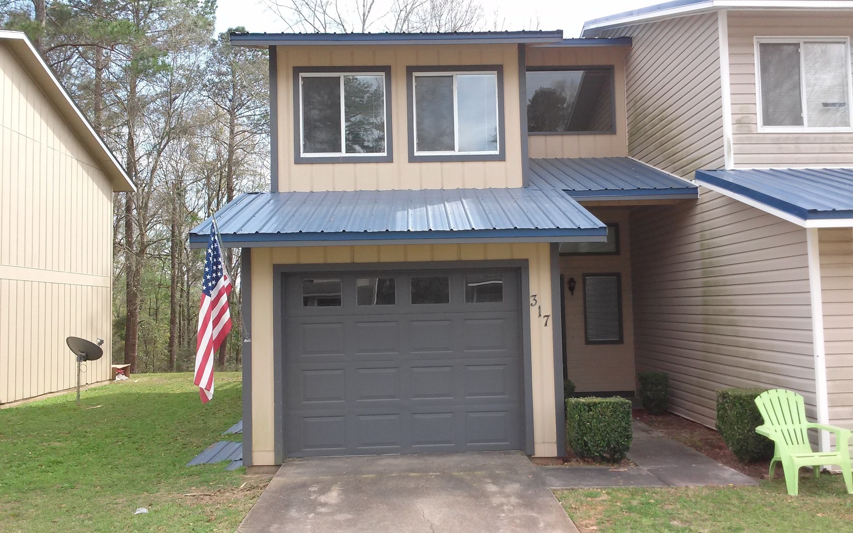 Enterprise Townhome: 317 Candlebrook Dr
