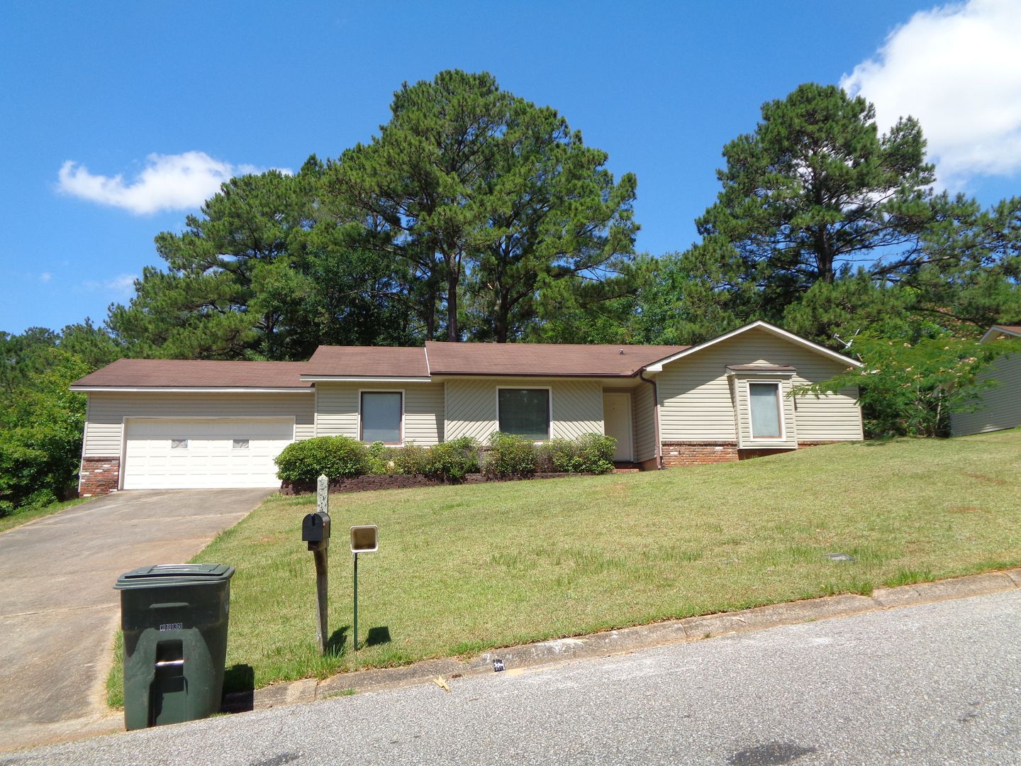 Enterprise House: 103 Kramer Court
