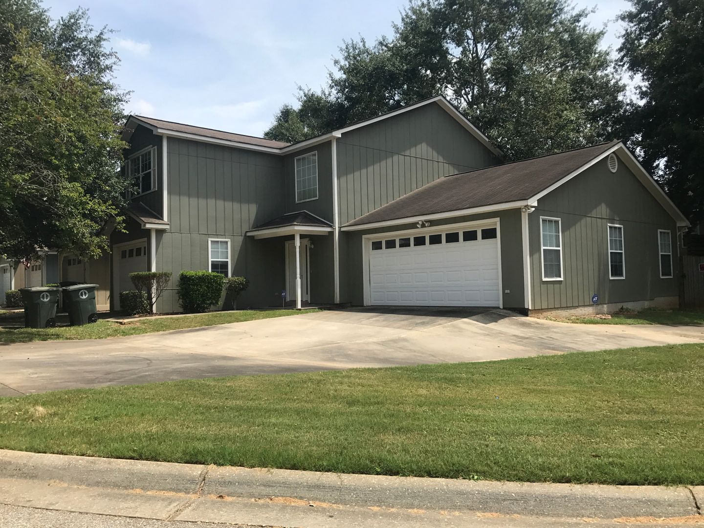 Enterprise Townhome: 159 Commons Drive