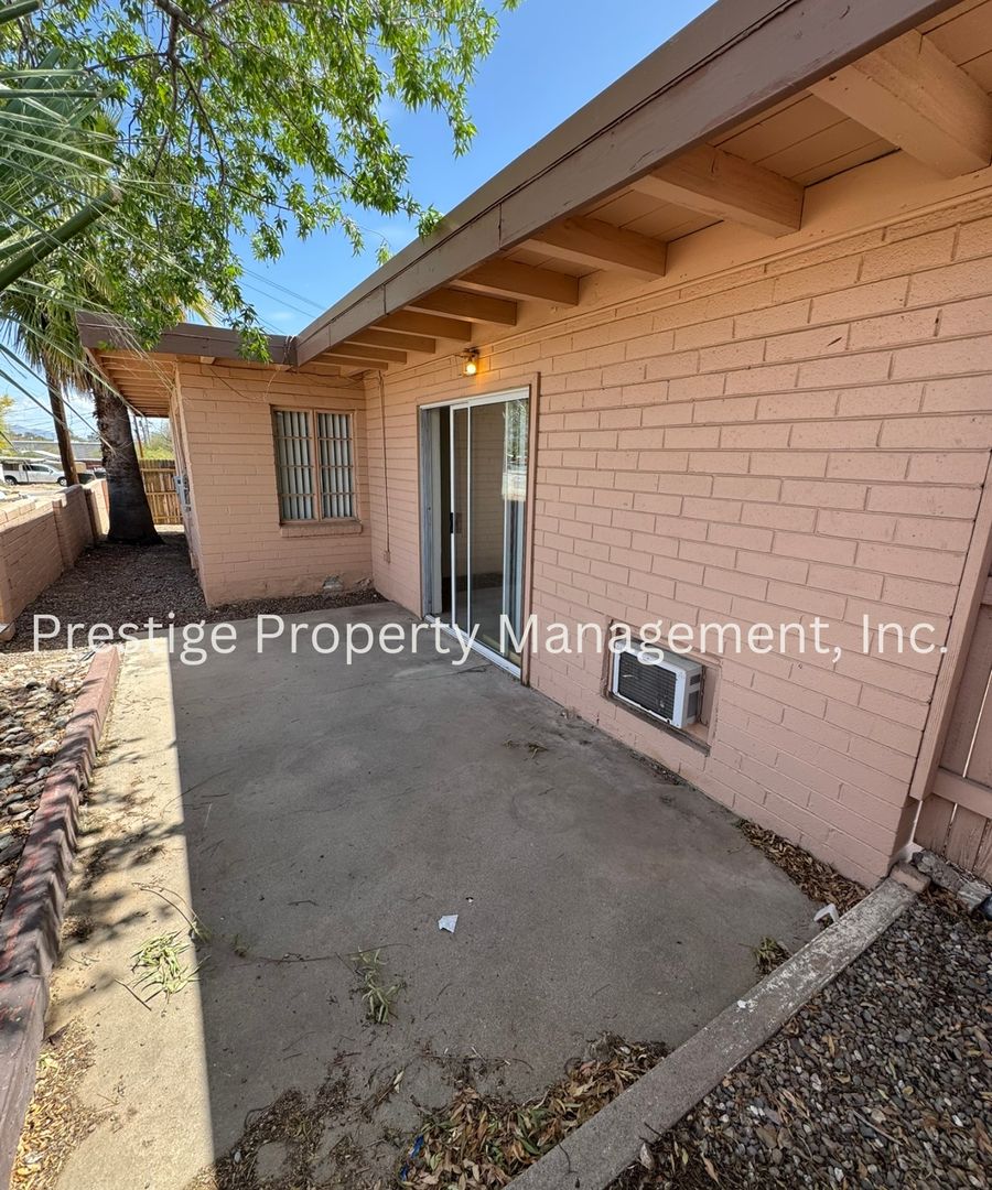 TUCSON Apartment: 2201 E. GRANT RD 1-9