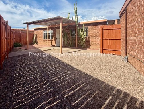 There is no place like this 1bd/1ba duplex! – photo 1
