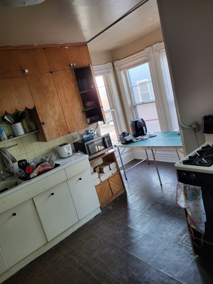 La Crosse Apartment: 1216 State Street