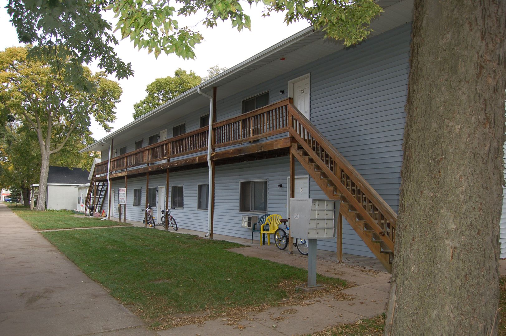 La Crosse Apartment: 410 10th Street North