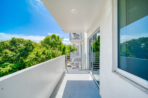 Prestige Palms – photo 1