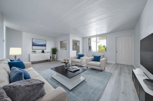 Modern Renovated Unit in North Miami! – photo 1