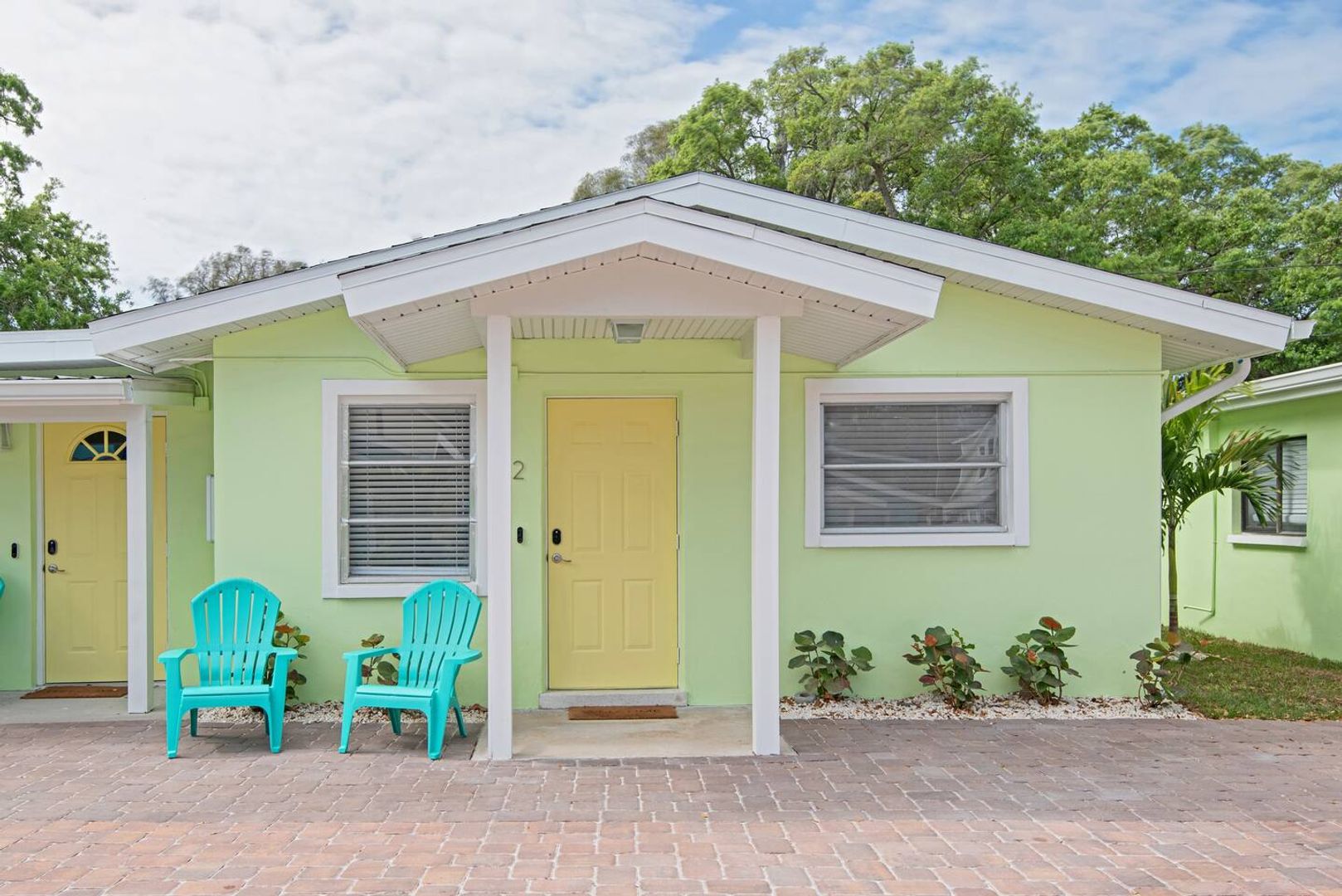 Safety Harbor Apartment: 380 3rd Street South