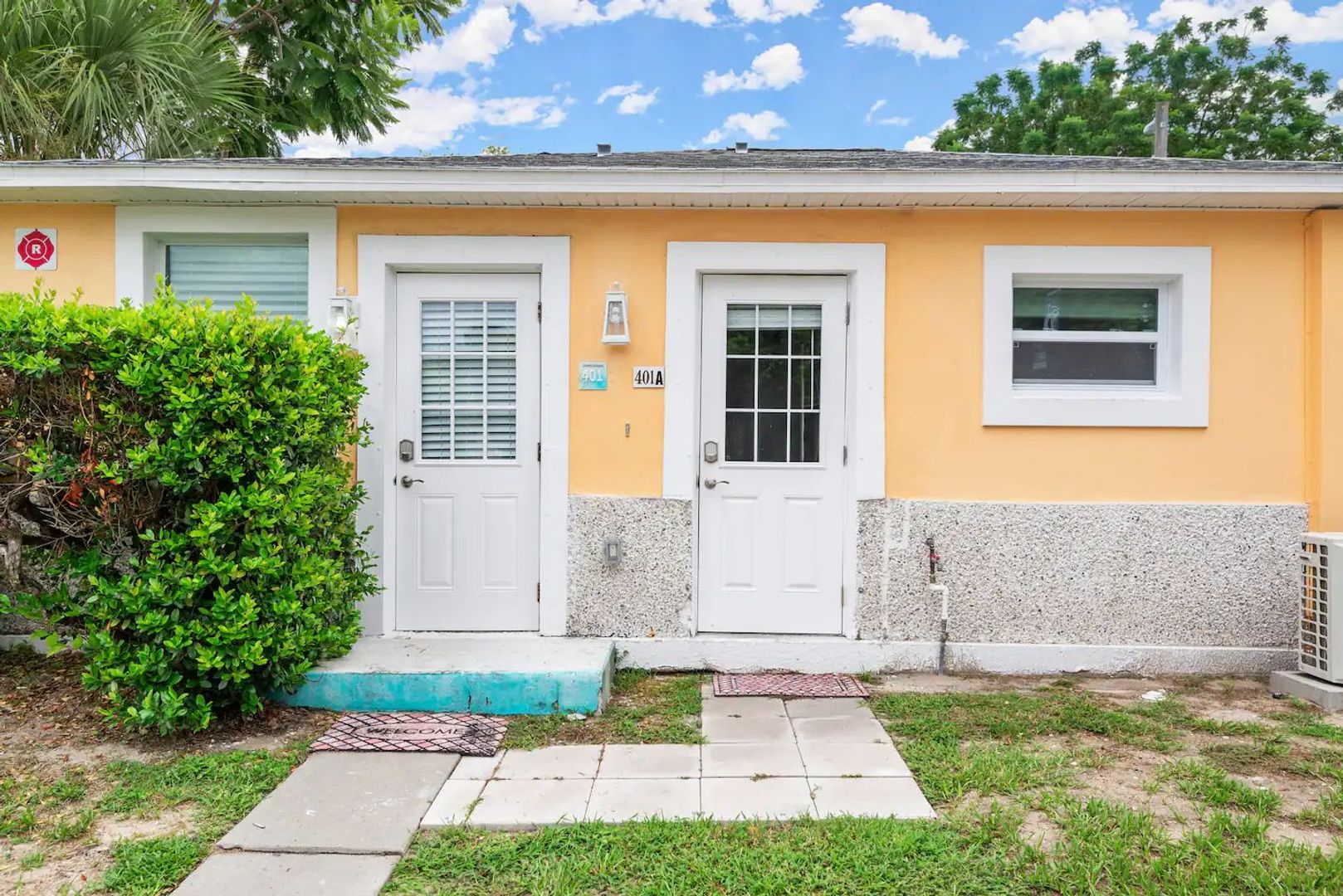 Dunedin Apartment: 403 Locklie St