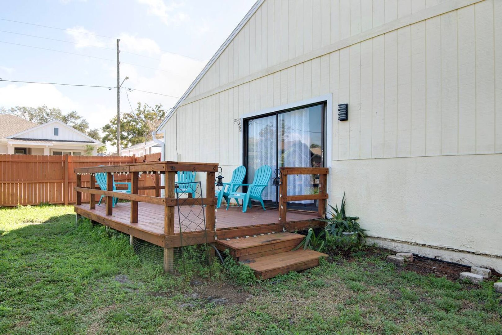Dunedin Apartment: 580 Skinner Blvd