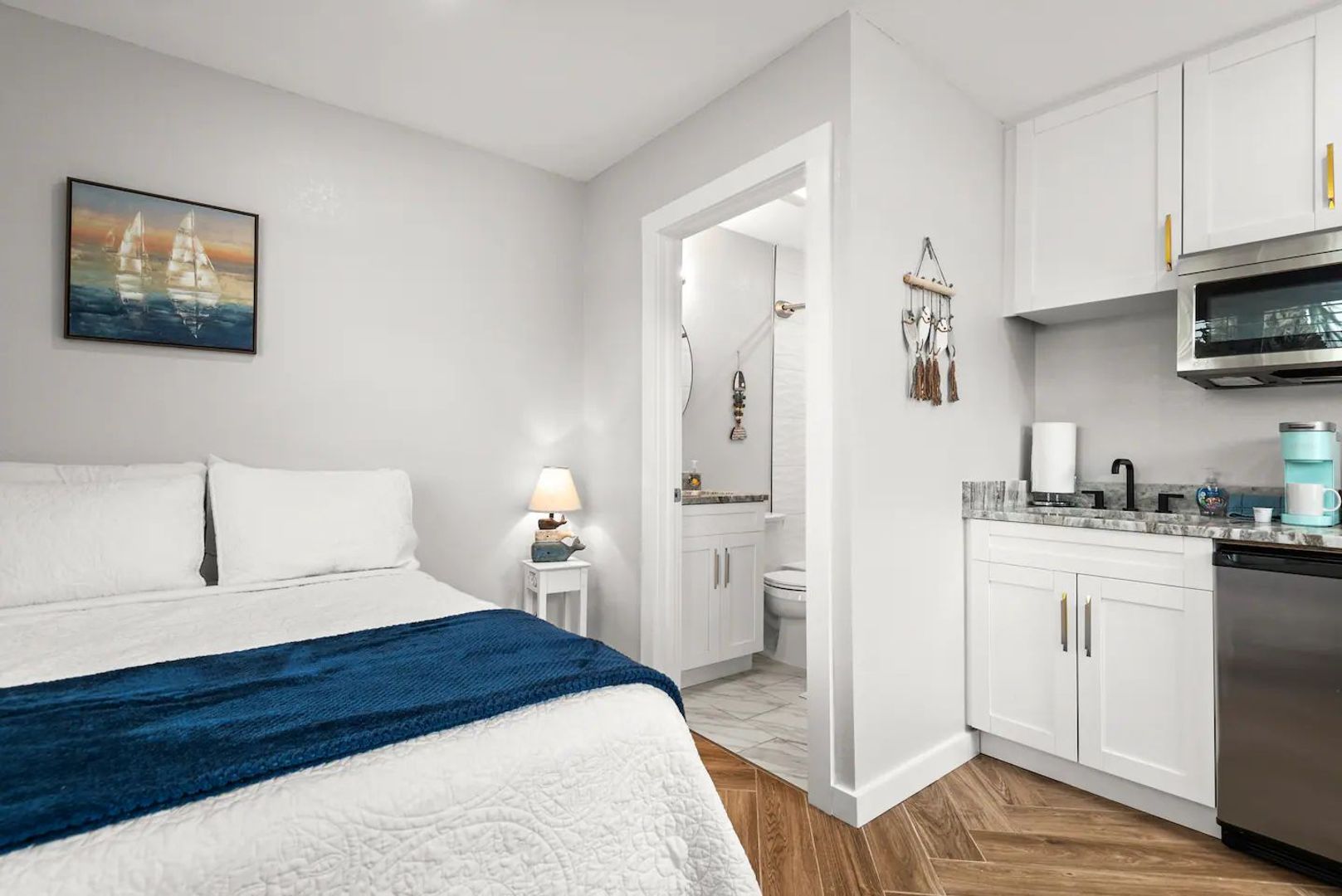 Dunedin Apartment: 403 Locklie St