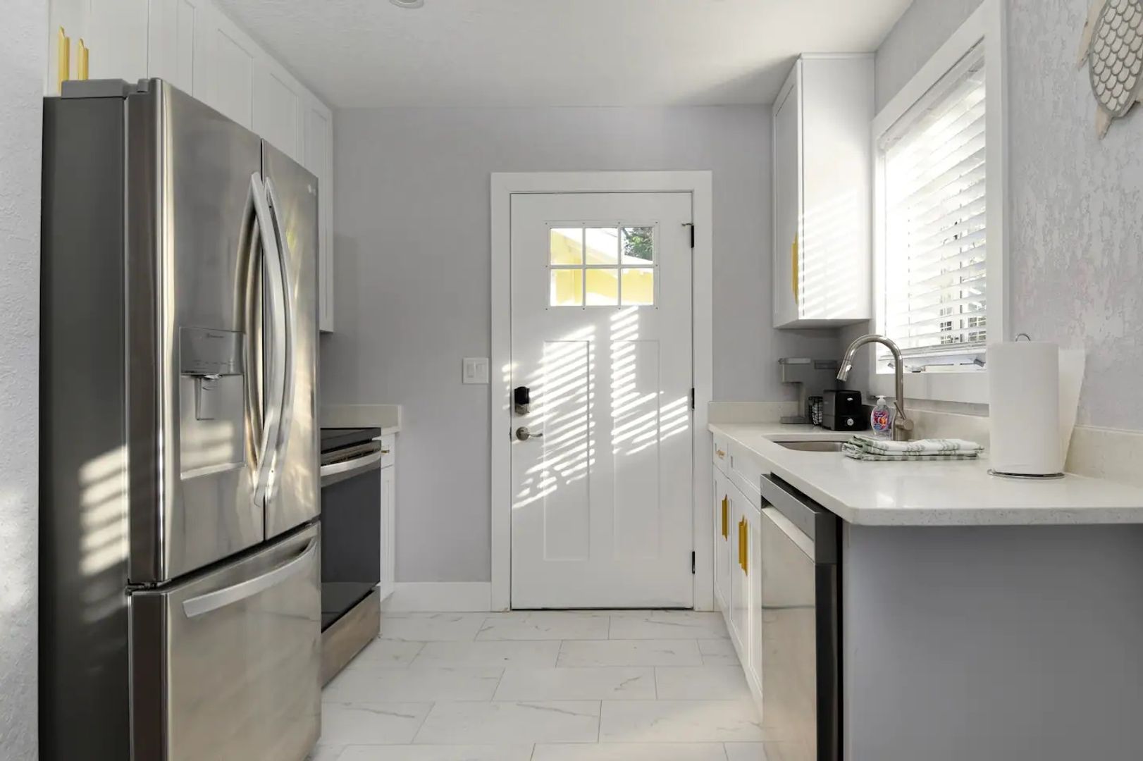 Saint Petersburg Apartment: 105 17th Ave SE