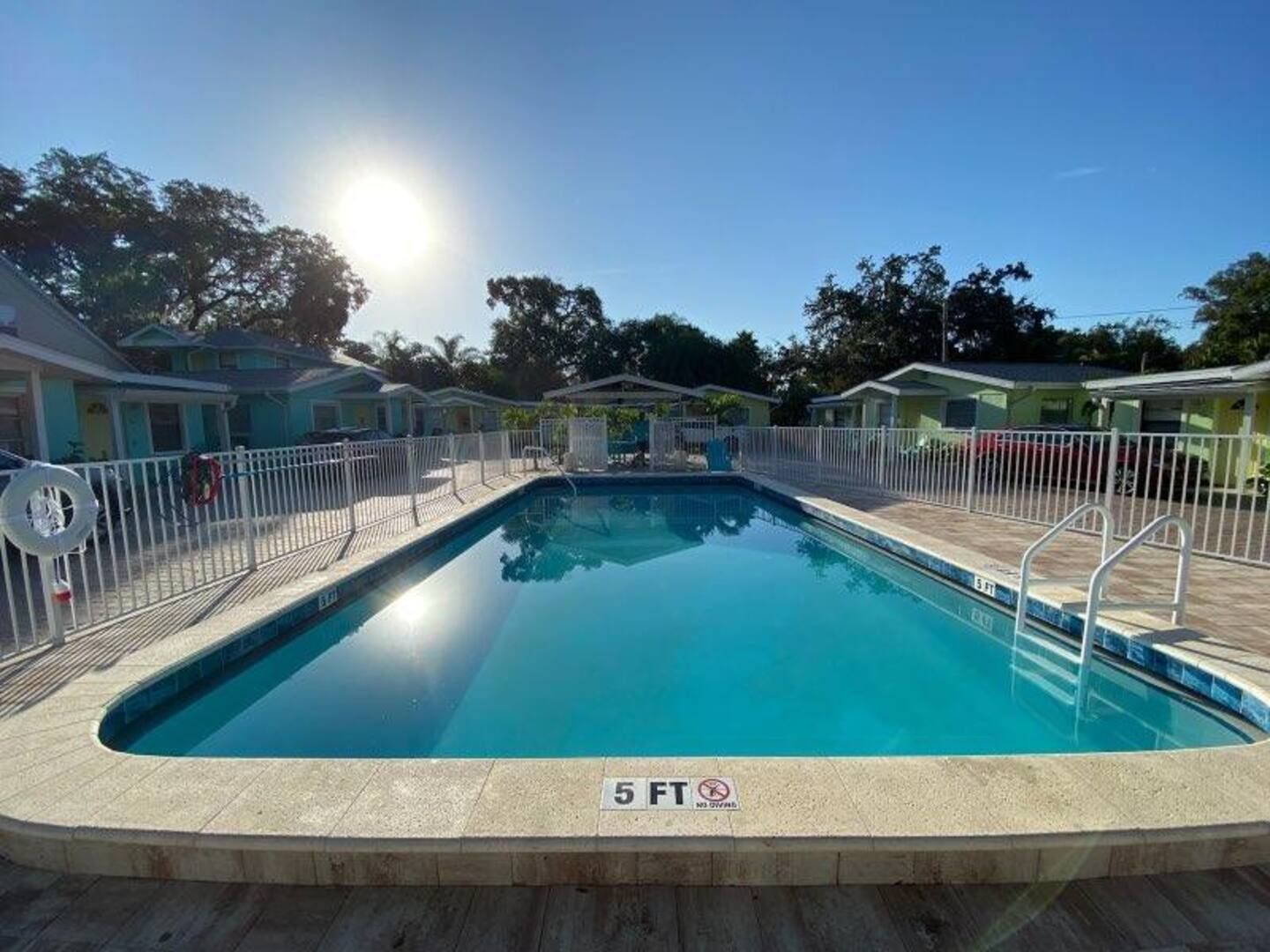 Safety Harbor Apartment: 380 3rd Street South