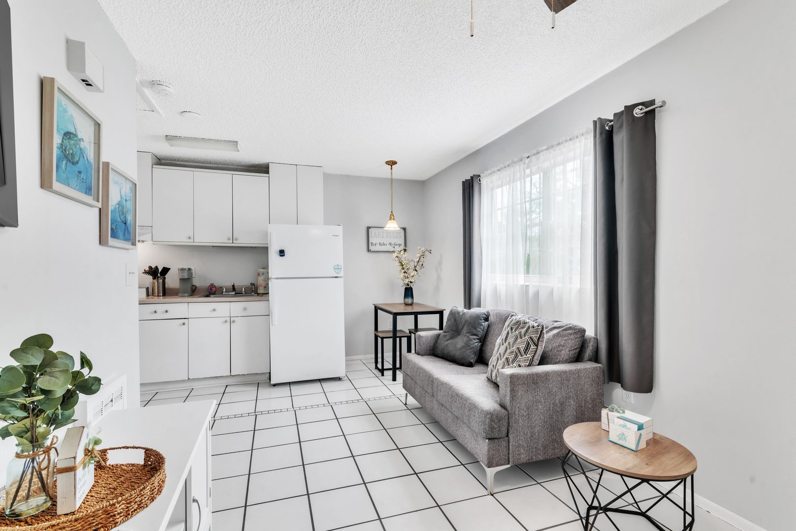 Dunedin Apartment: 600 Douglas Ave