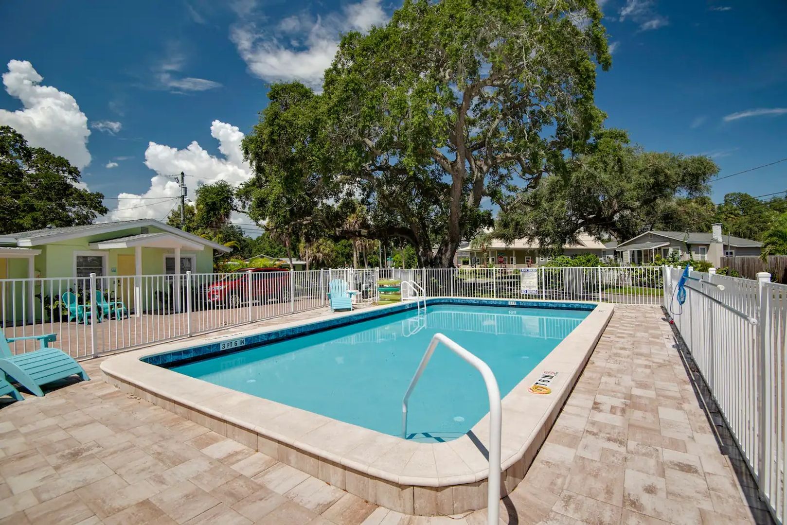Safety Harbor Apartment: 380 3rd Street South
