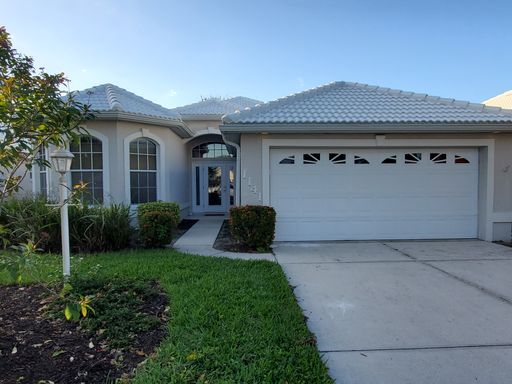 Furnished Venice Pool Home in Pinebrook Area – photo 1