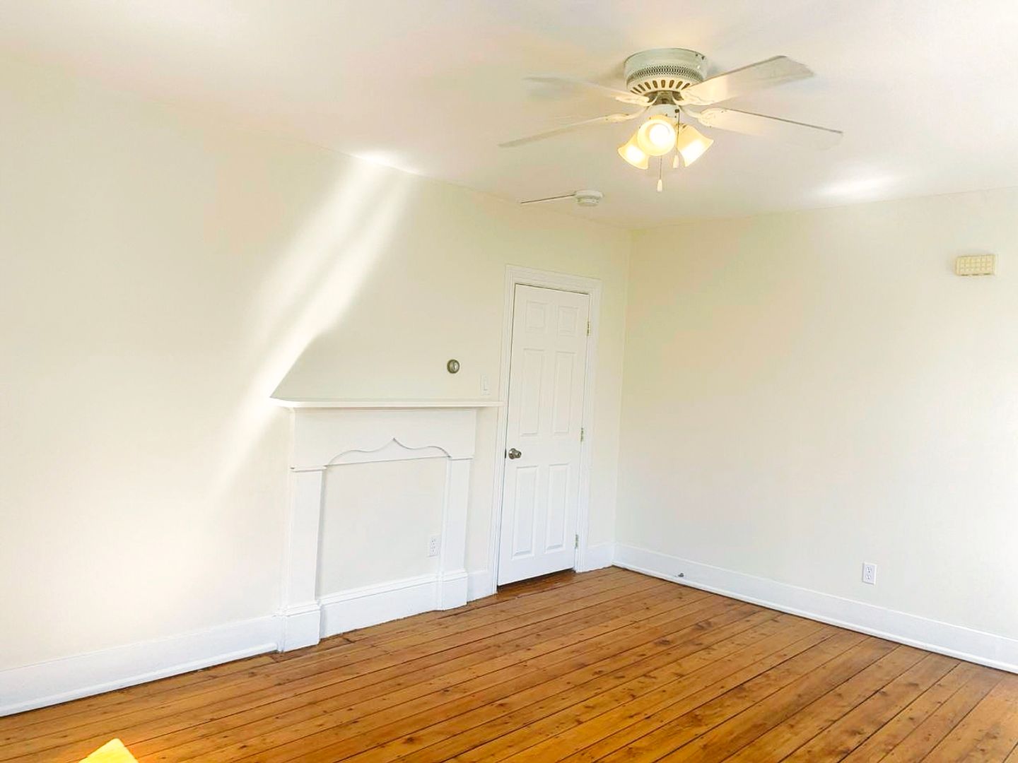 Providence Apartment: 64 Preston St