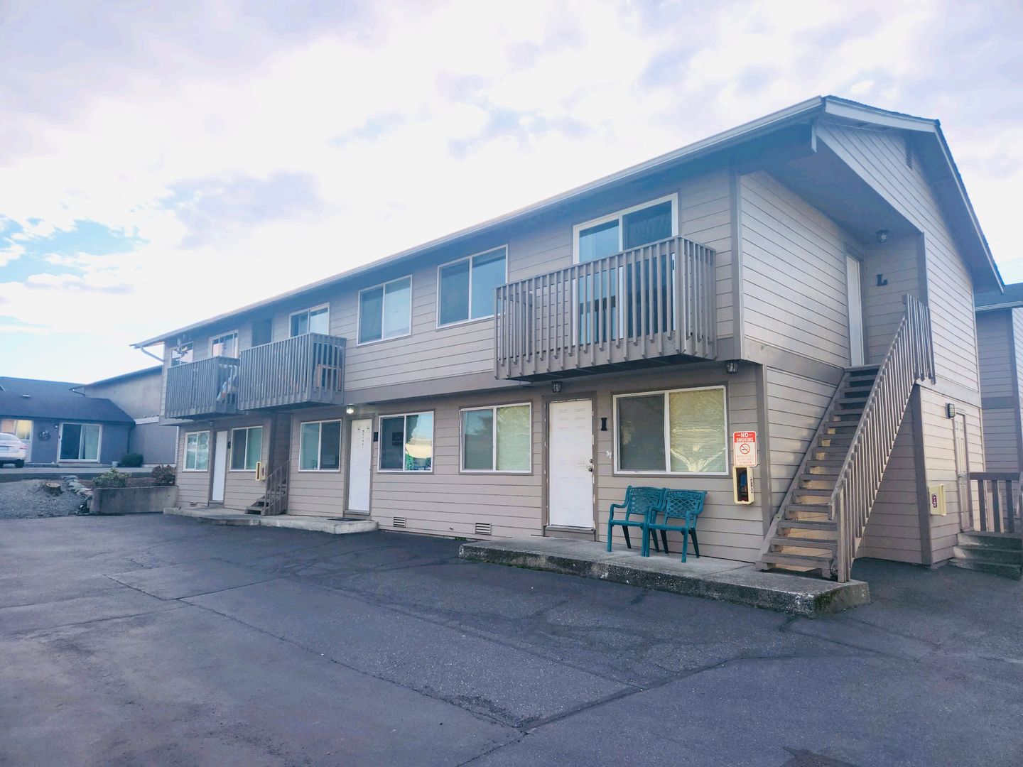 Mount Vernon Apartment: 318 Stanford Drive
