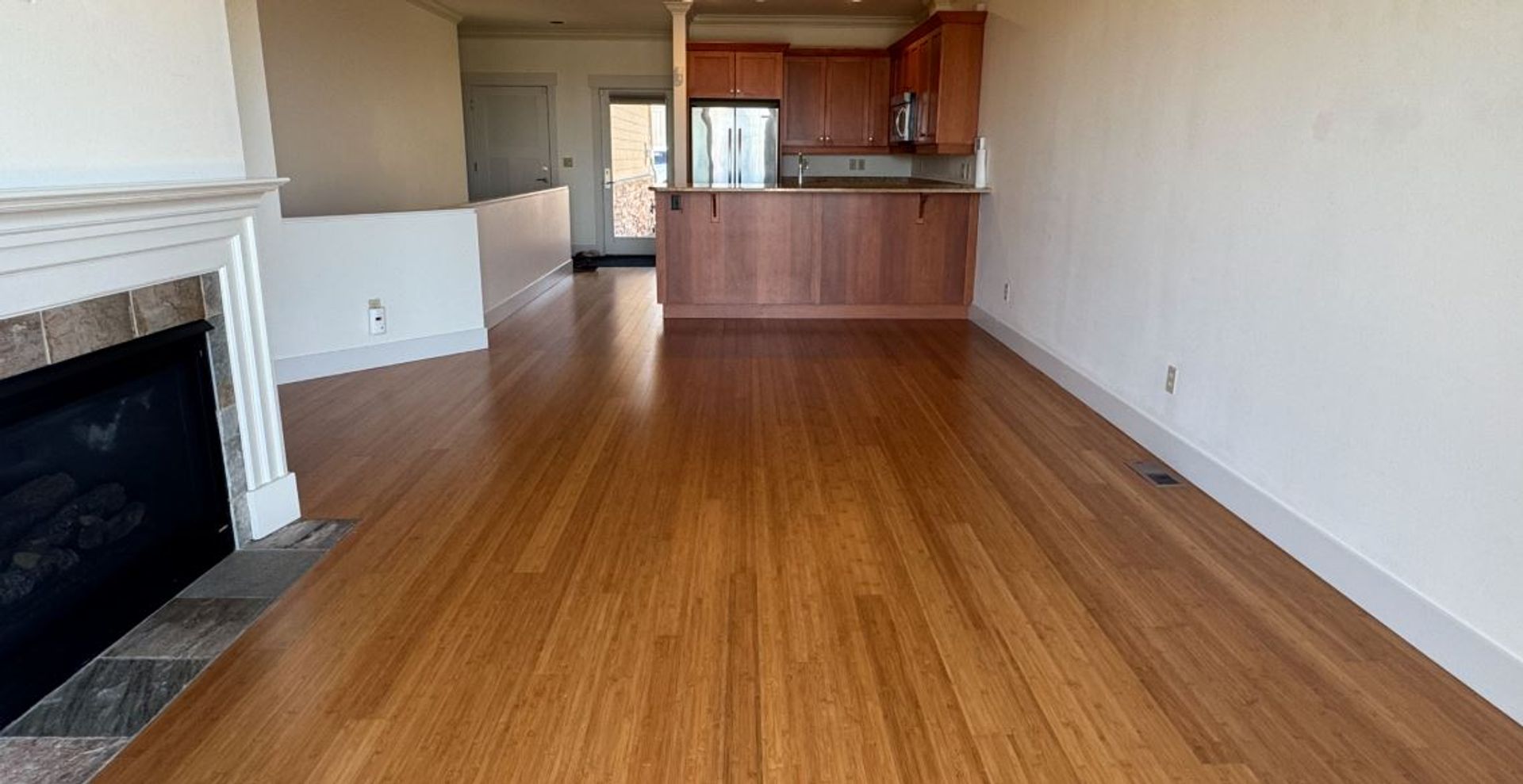 End Unit, 3 Bed, 2.5 Bath PLUS Bonus Room, Anacortes 8 of 12