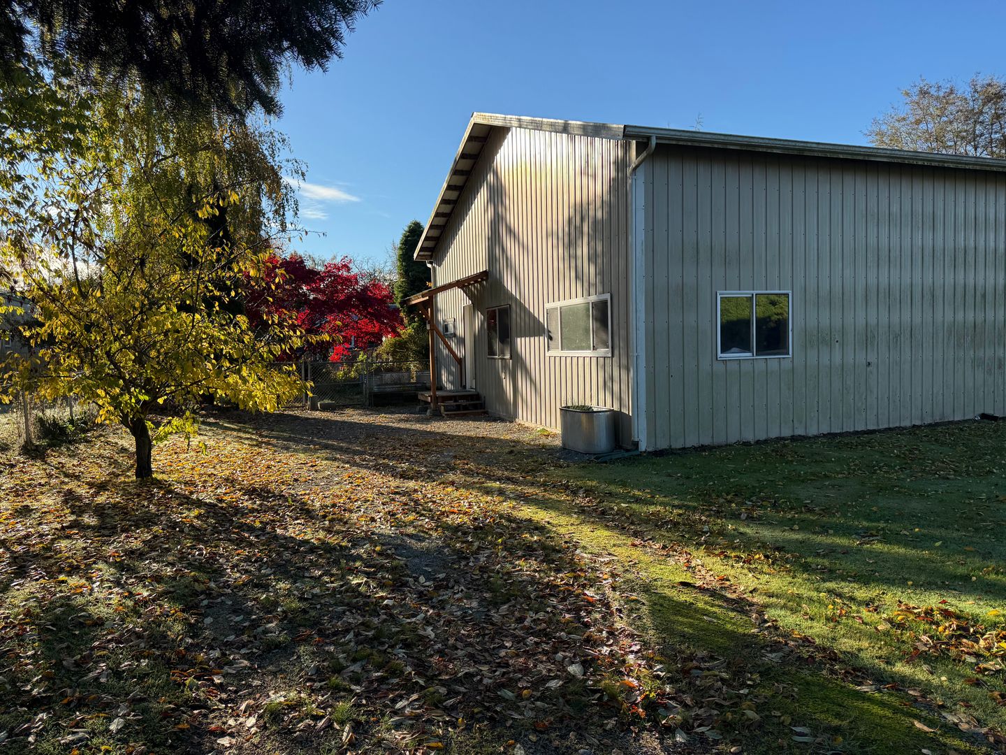 Bow House: 5851 Inez Street