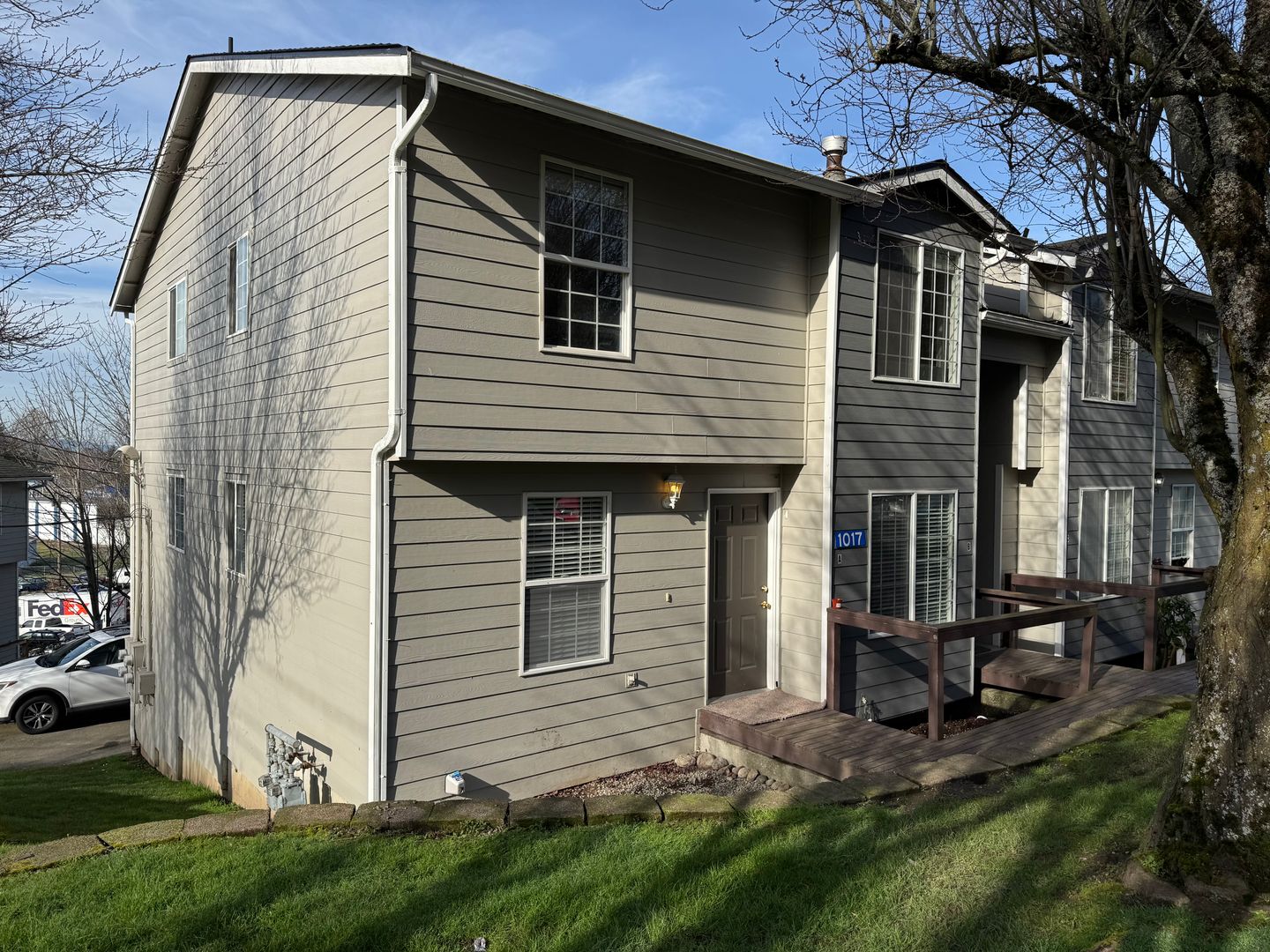 Mount Vernon Apartment: 1017 Crestview Lane