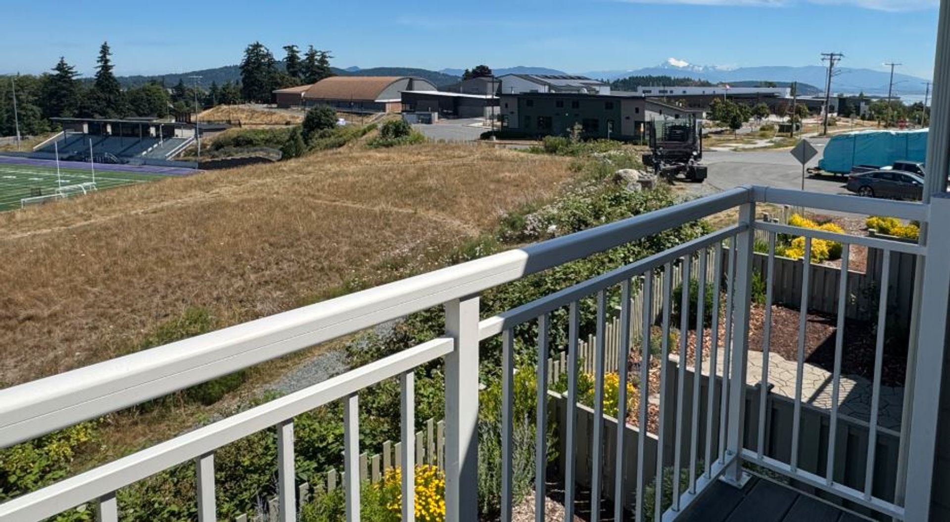 End Unit, 3 Bed, 2.5 Bath PLUS Bonus Room, Anacortes 11 of 12