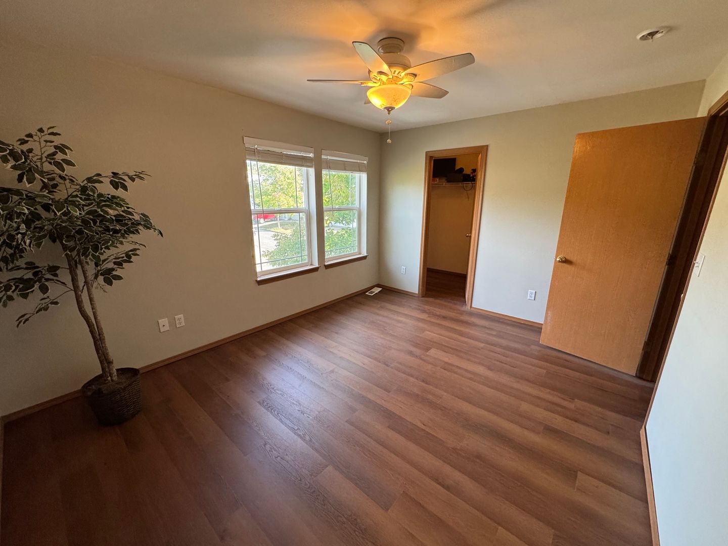 Mount Vernon Apartment: 4633 Nooksack Loop