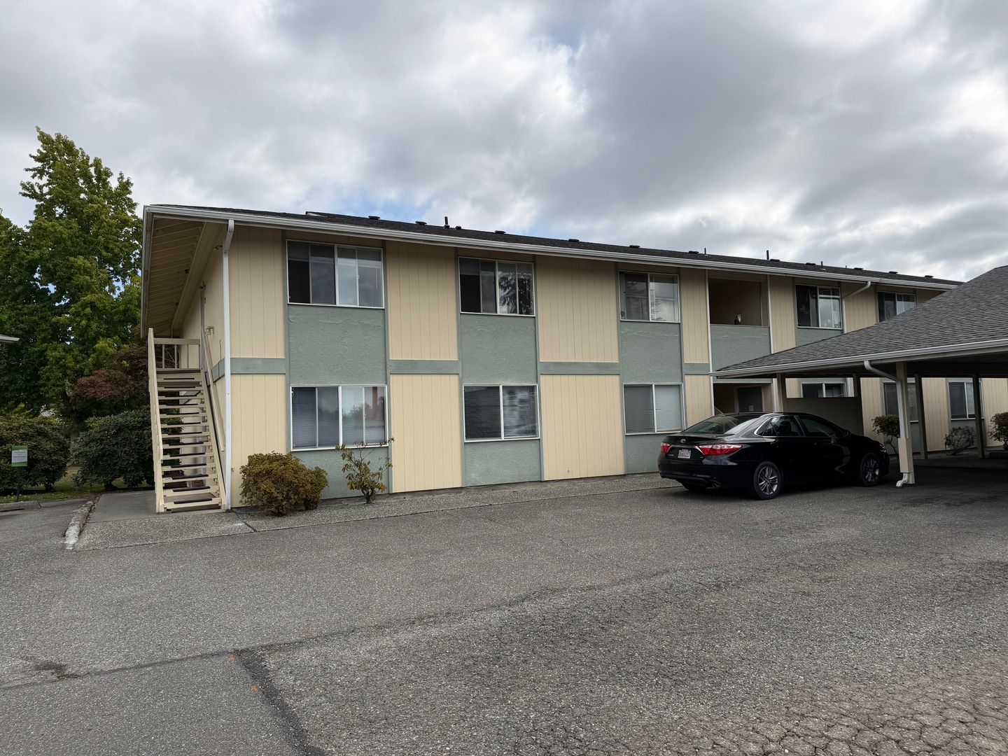 Mount Vernon Apartment: 222 N. 15th Street