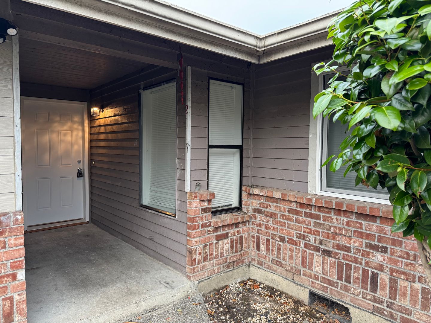 Mount Vernon Apartment: 306 S. 20th Street