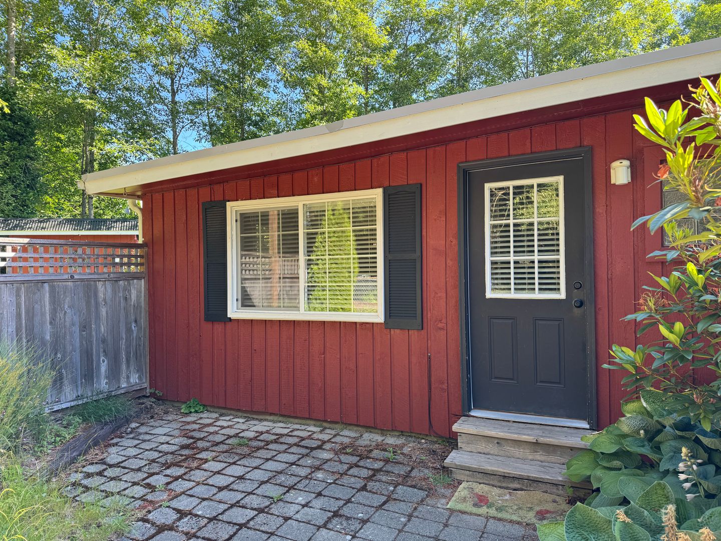 Bellingham House: 1893 Yew Street Rd.