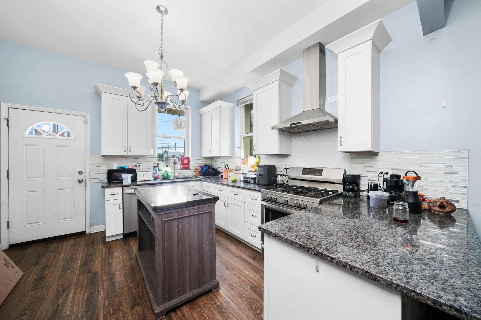 Chicago House: 1307 S Ashland Ave