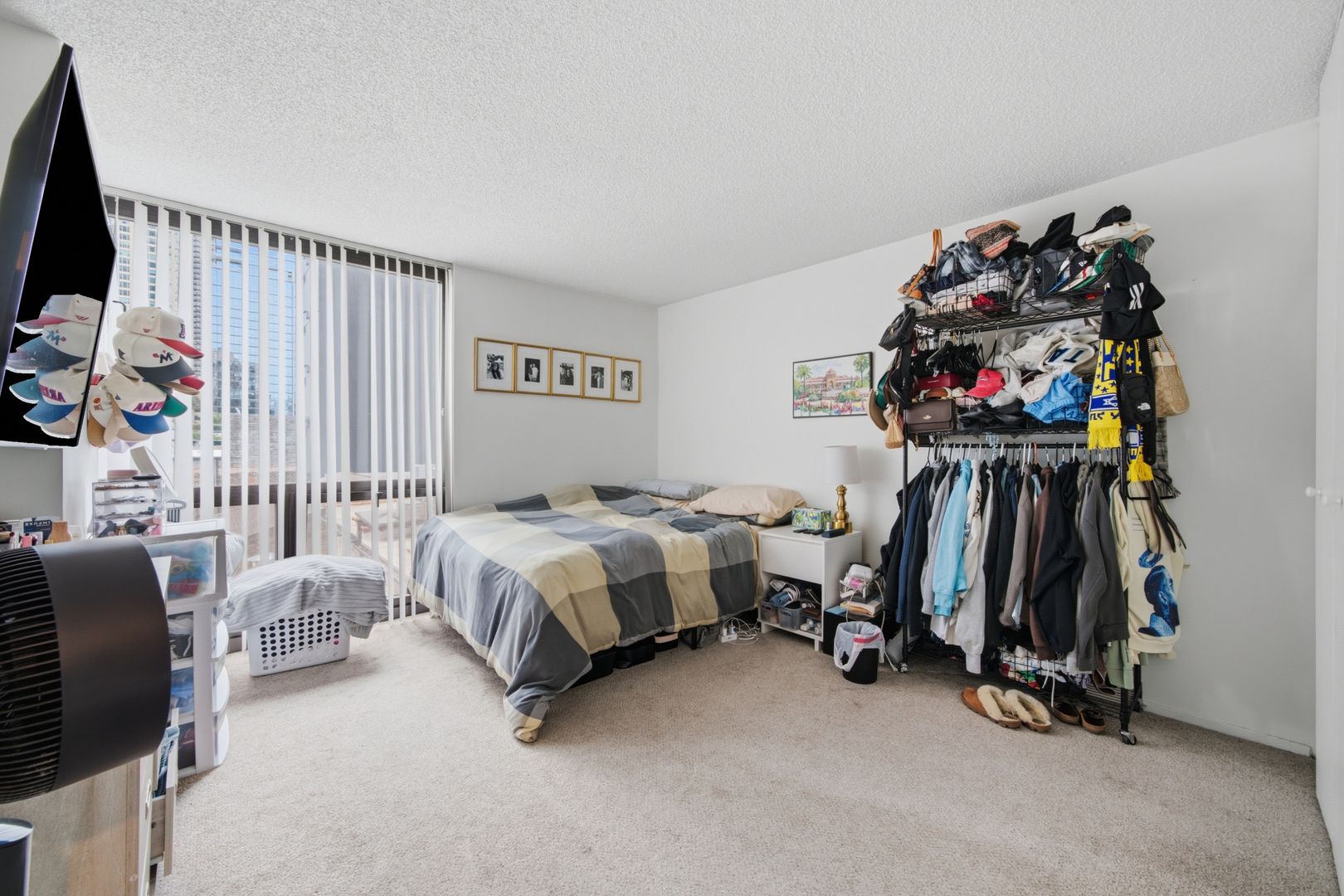 70 W Huron St Apt 502 12 of 12