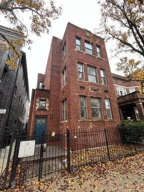 619 E 60th St - Unit 2 – photo 1